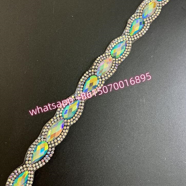 Iron On Rhinestone Trim_YIWU LINGJIA ECOMMERCE COMPANY